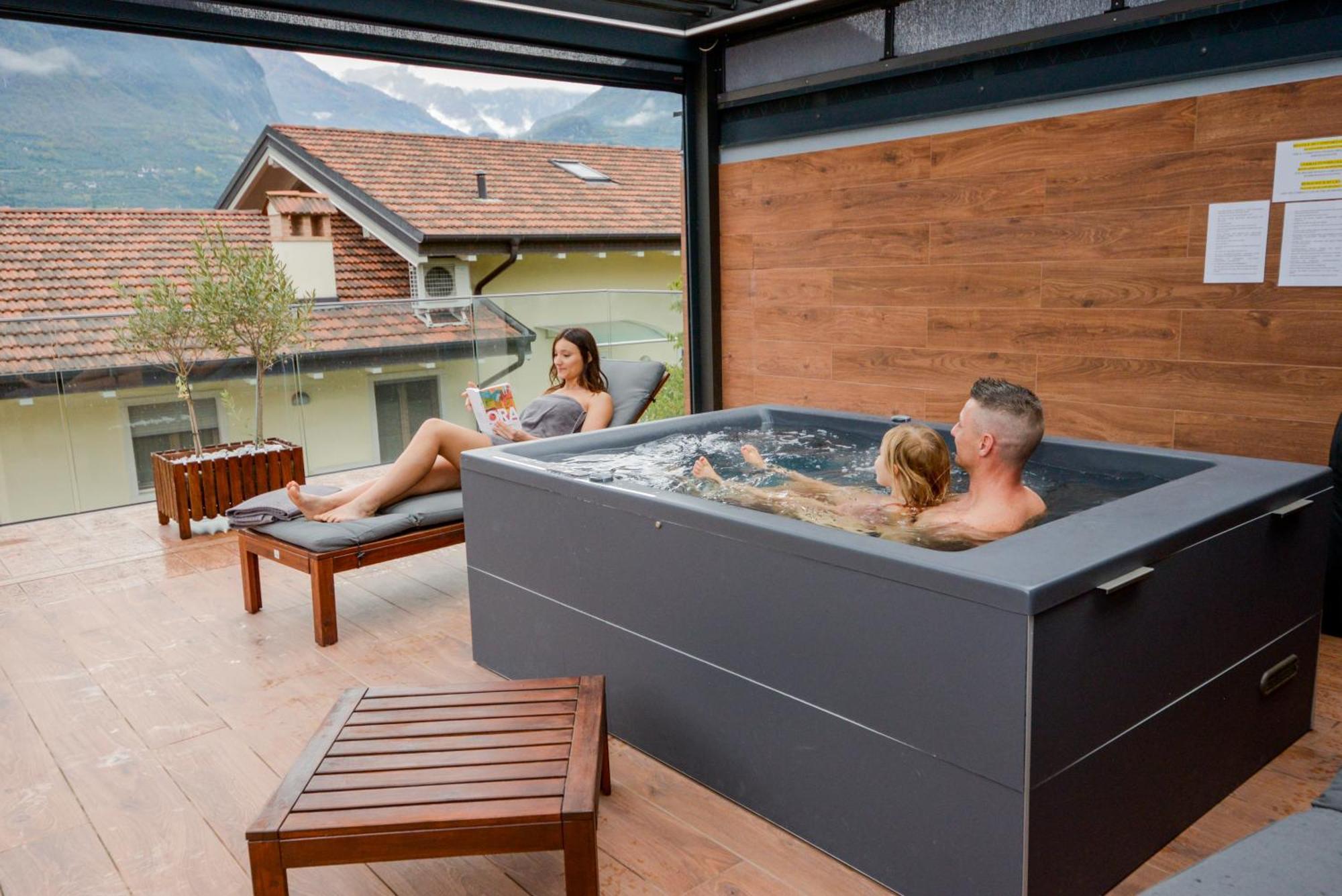 Apartamento Garda Family & Solarium Riva del Garda Exterior foto