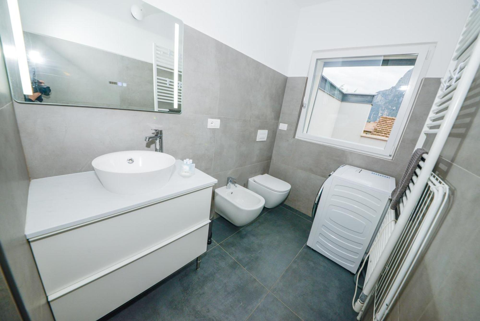 Apartamento Garda Family & Solarium Riva del Garda Exterior foto